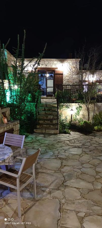 Aliki'S House 1+ 2 Guest House Polis Ngoại thất bức ảnh