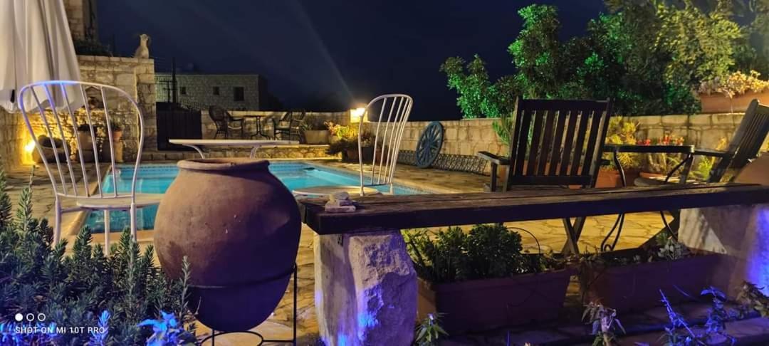 Aliki'S House 1+ 2 Guest House Polis Ngoại thất bức ảnh